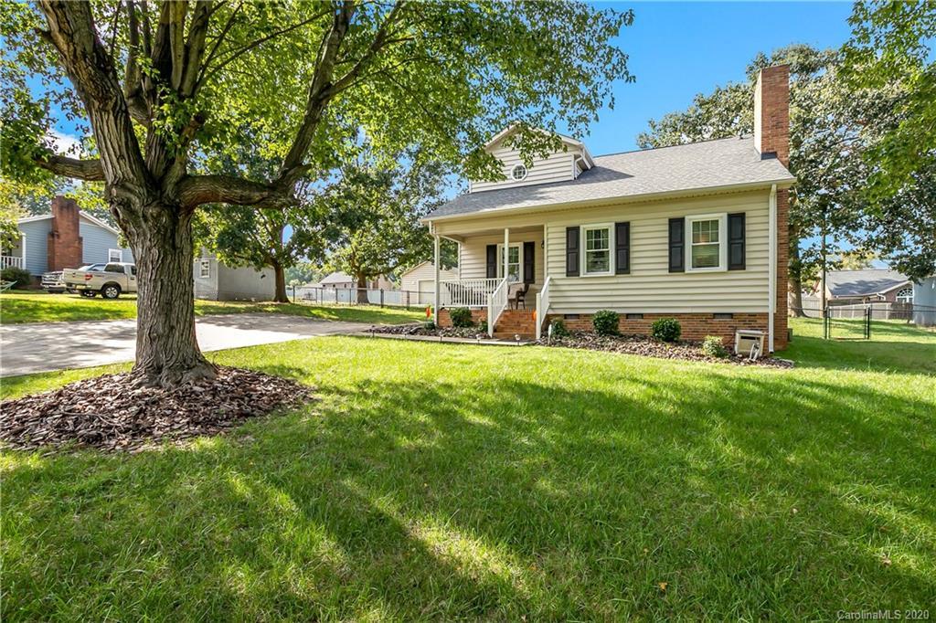 2407 Winterfield Dr., Gastonia, NC 28056