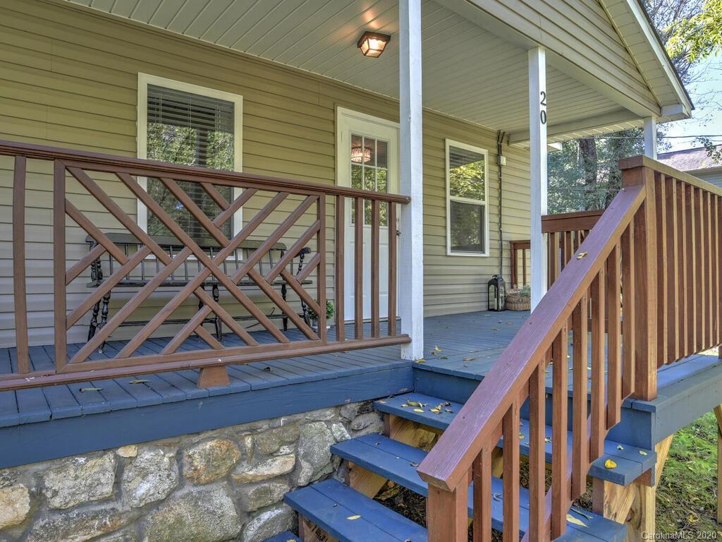 20 & 22 Old West Chapel Rd., Asheville, NC 28805