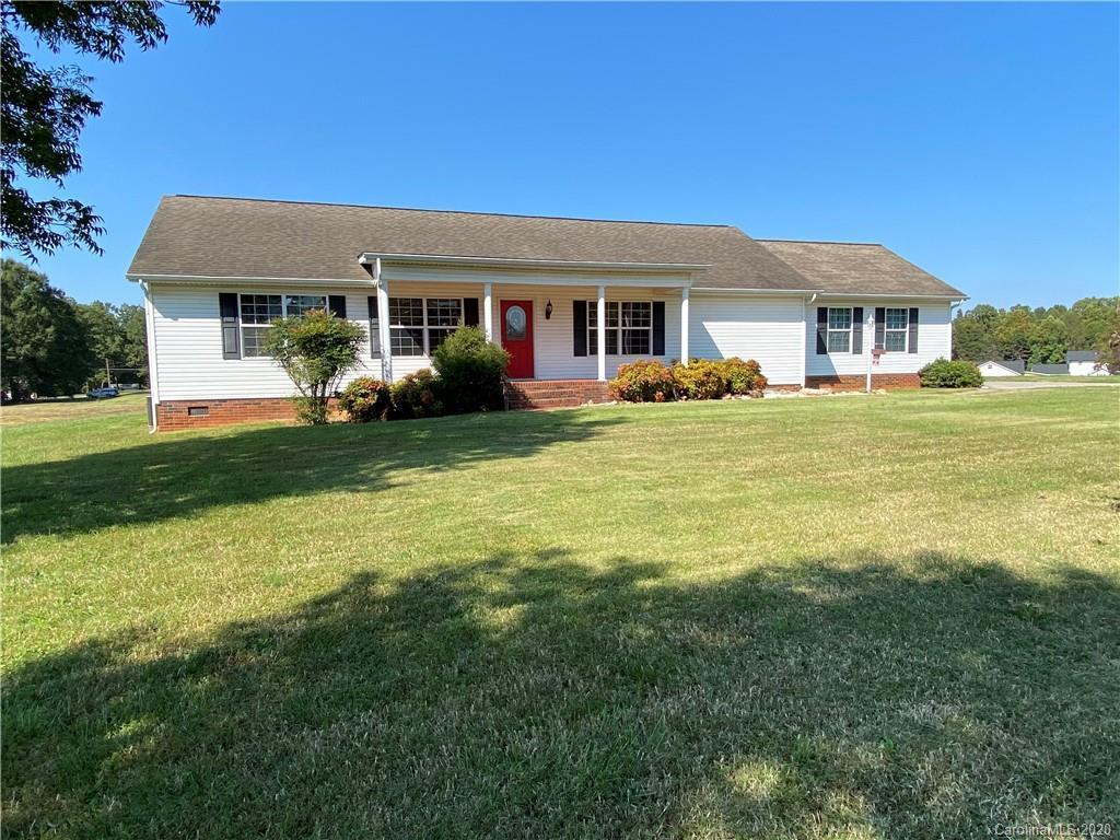 156 Lewis Ferry Rd., Statesville, NC 28677