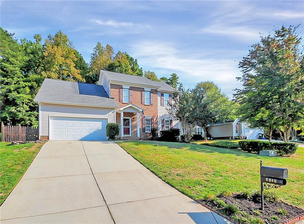 7215 Duchamp Dr., Charlotte, NC 28215