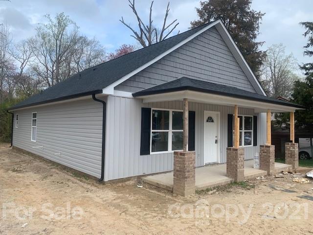 2103 Woodlawn St., Kannapolis, NC 28083