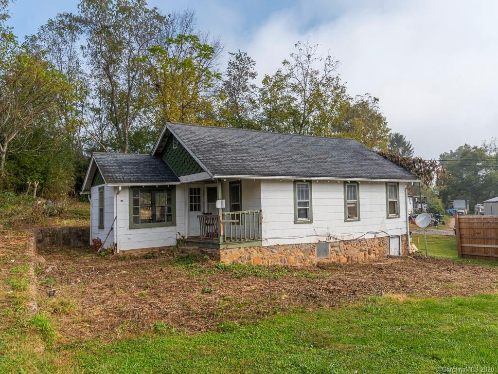 154 Raby St., Canton, NC 28716