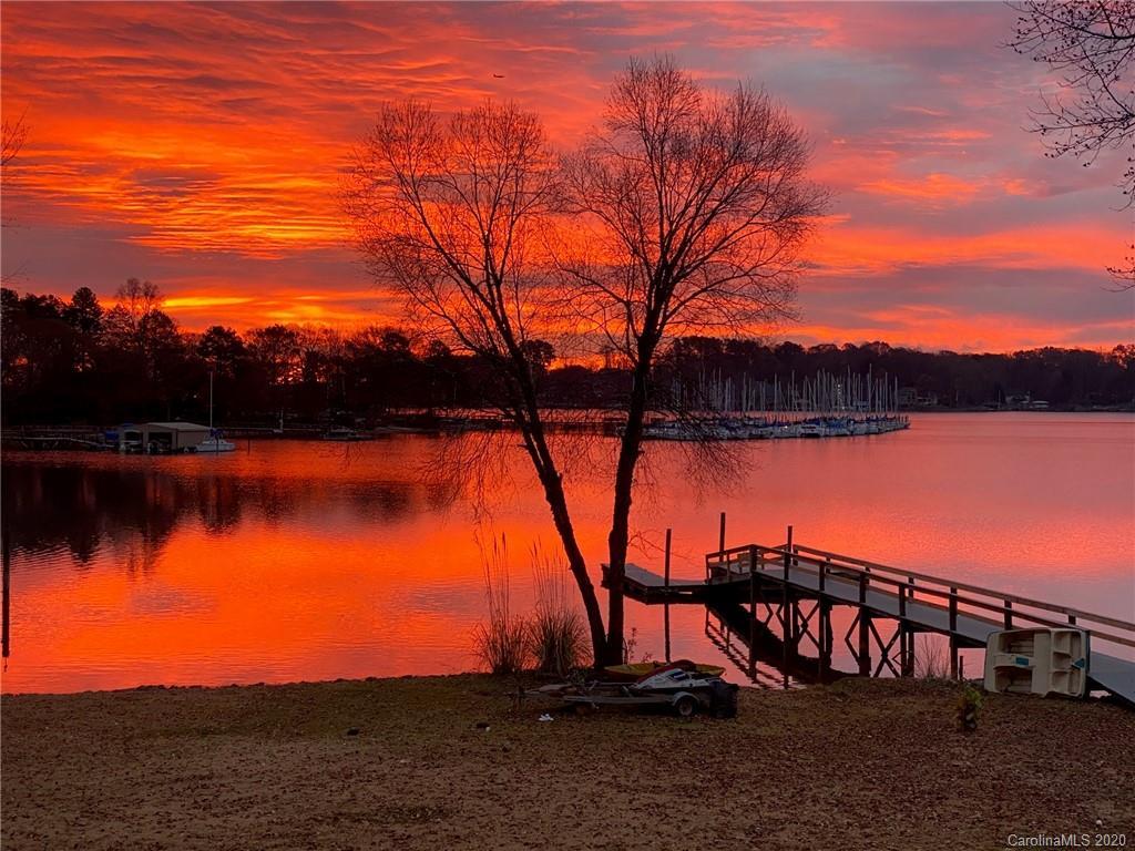 8118 Mallard Rd., Denver, NC 28037