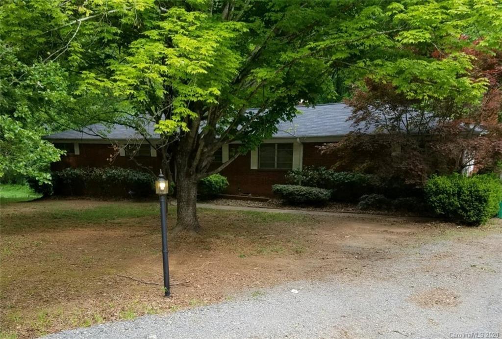 1118 Jenkins Dr., Charlotte, NC 28212
