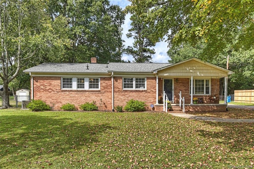 125 Autumn Ln., Harrisburg, NC 28075