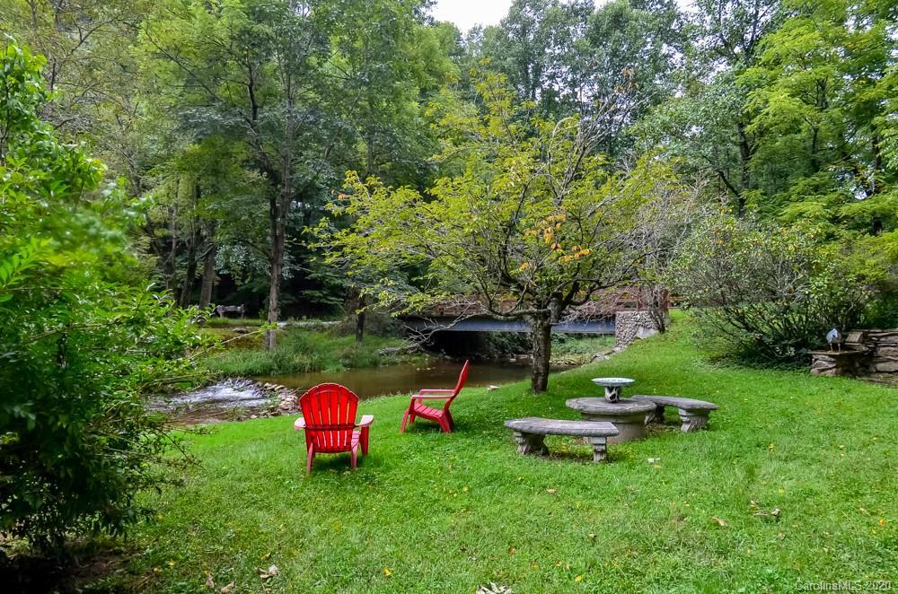 568 & 566 Laurel Creek Rd., Sugar Grove, NC 28679