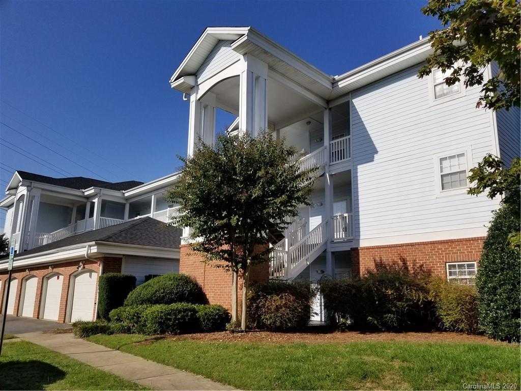 8627 Coralbell Ln., Charlotte, NC 28213