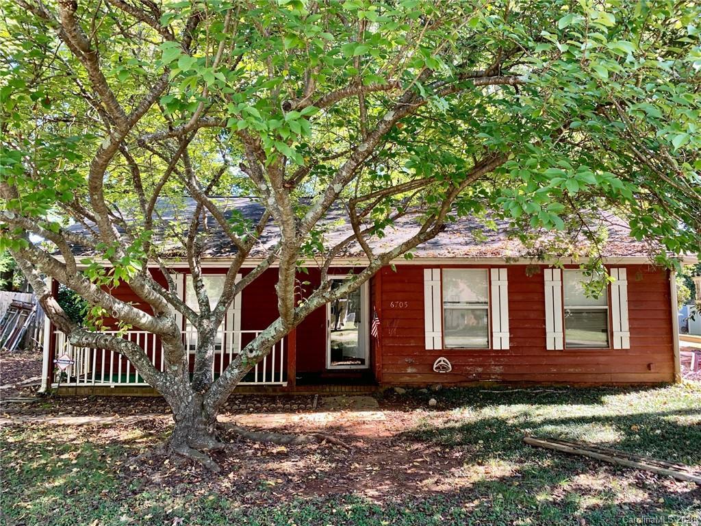 6705 Reddman Rd., Charlotte, NC 28212