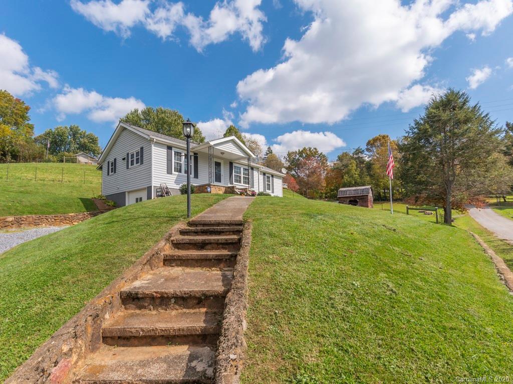 75 Hill Top Rd., Canton, NC 28716