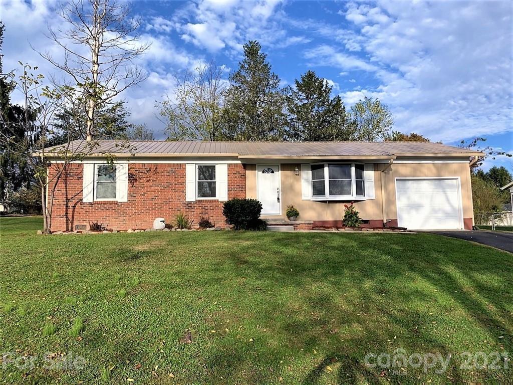 417 Neely Rd., Brevard, NC 28712