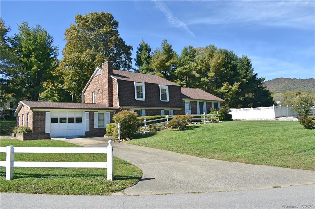 6 Moody Rd., Asheville, NC 28806