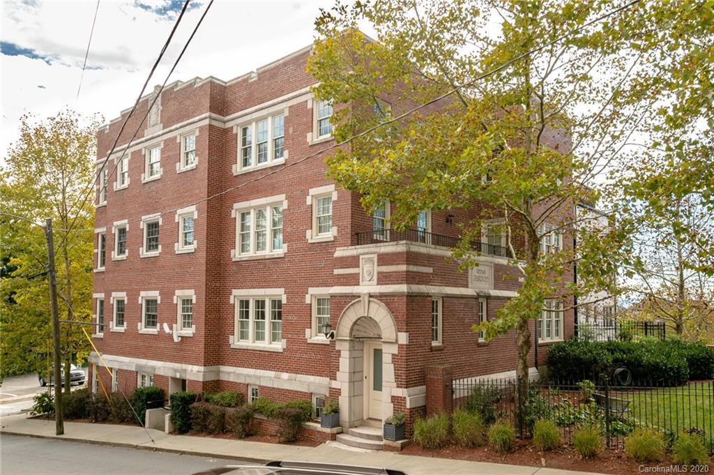 61 Church St. #302, Asheville, NC 28801