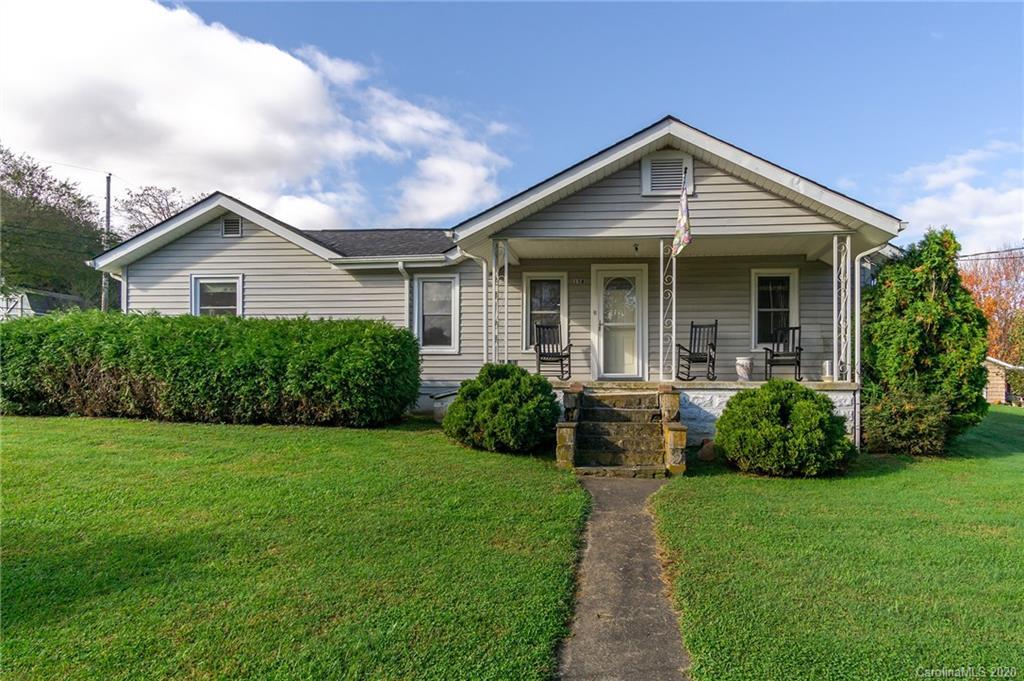 158 Henson Cove Rd., Canton, NC 28716