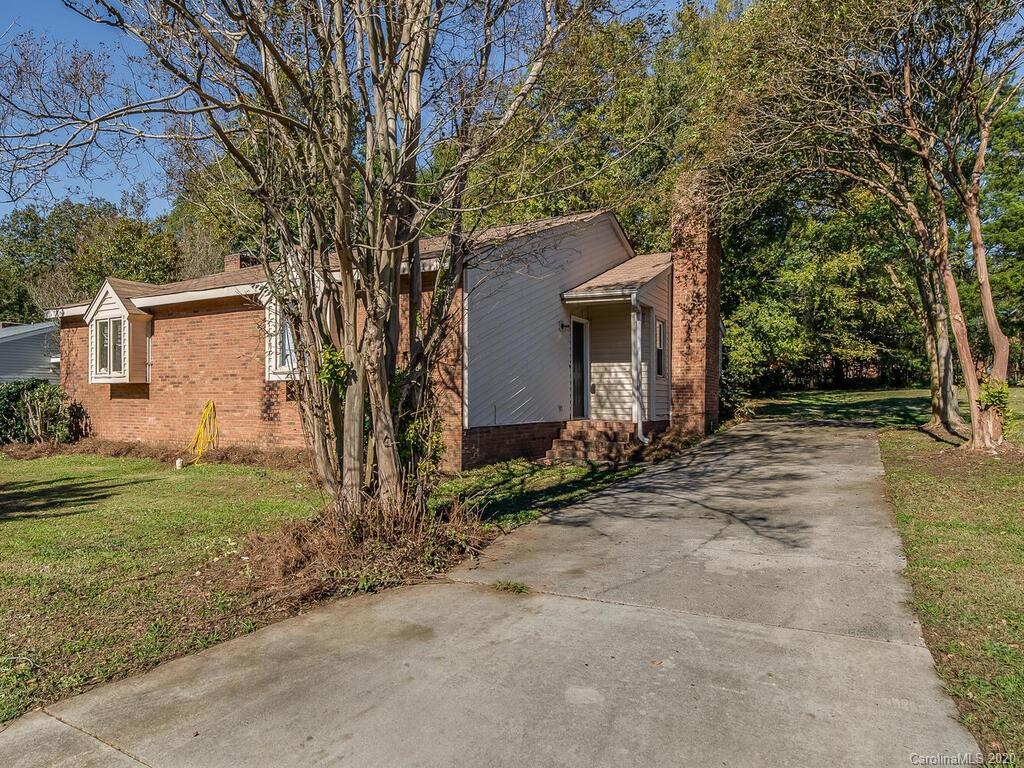 11225 Johnston Rd., Charlotte, NC 28226