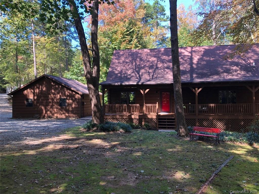 8566 Island Point Rd., Sherrills Ford, NC 28673