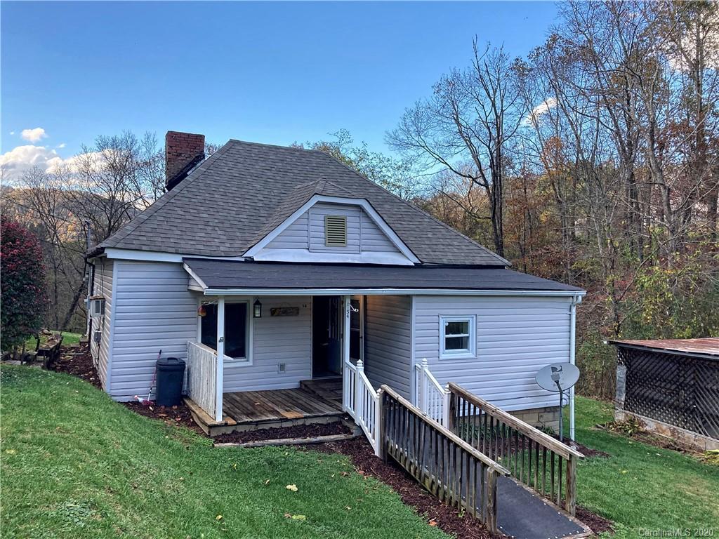 54 Tipton Dr., Canton, NC 28716