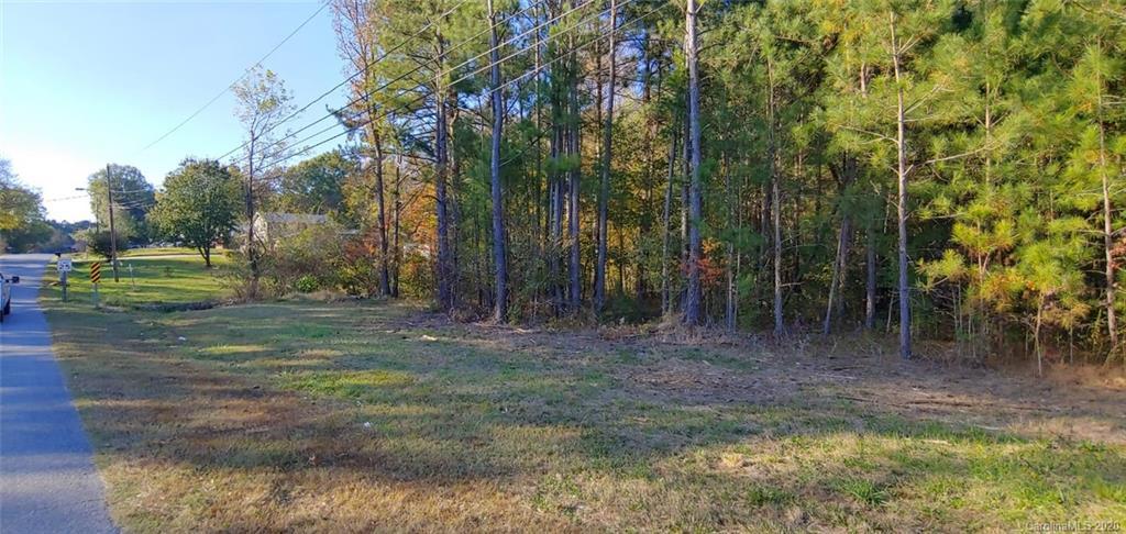 1521 Kingston Dr., Concord, NC 28083