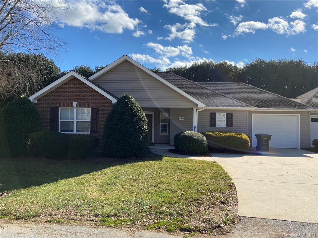 109 Oak Village Pkwy., Mooresville, NC 28117