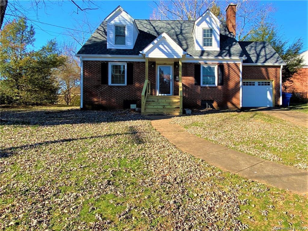 67 Ormond Ave., Asheville, NC 28806