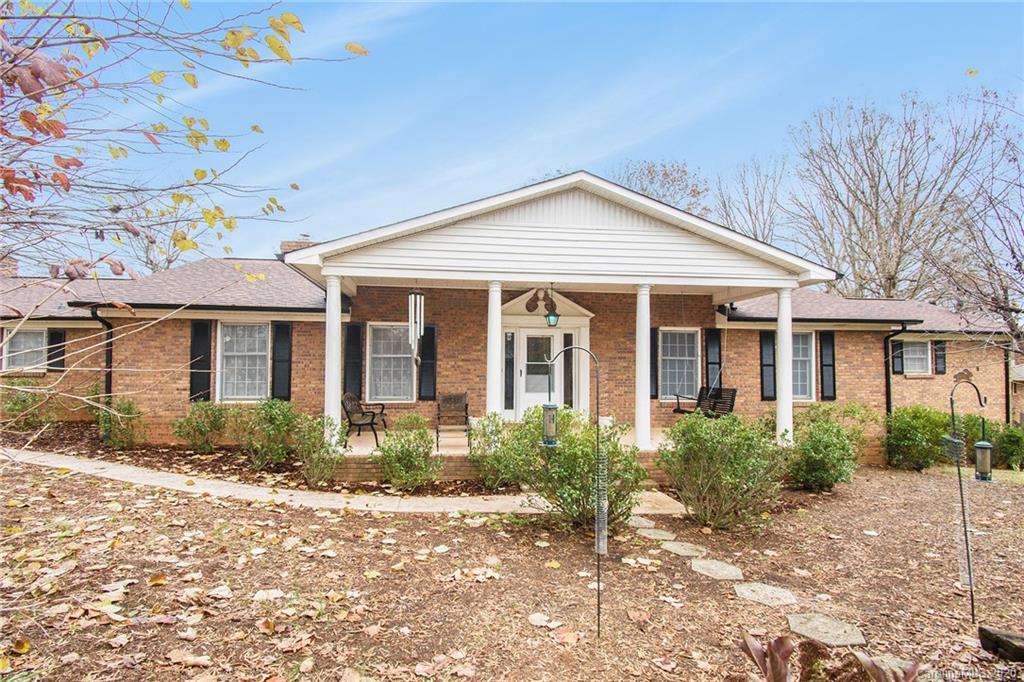119 Robinhood Ln., Lincolnton, NC 28092