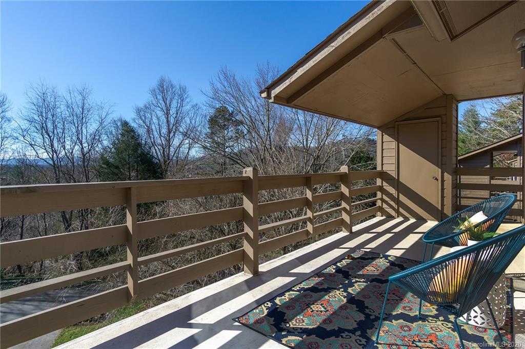 305 Piney Mountain Dr. #E4, Asheville, NC 28805