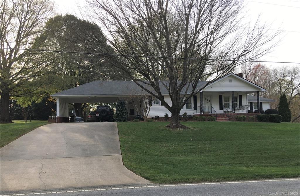 3985 Woodleaf Rd., Salisbury, NC 28147