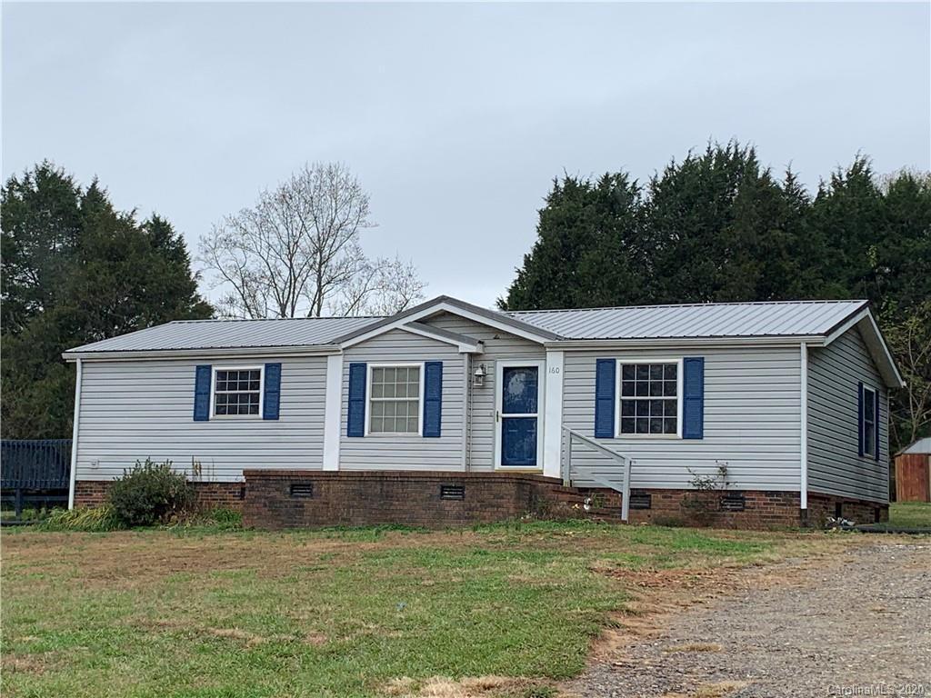 160 Hunterpond Ln., Statesville, NC 28677