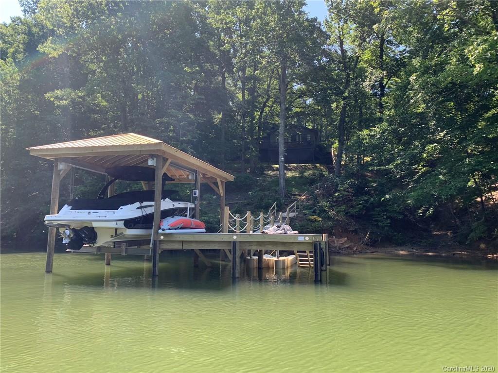 185 Abington Ln., Troutman, NC 28166