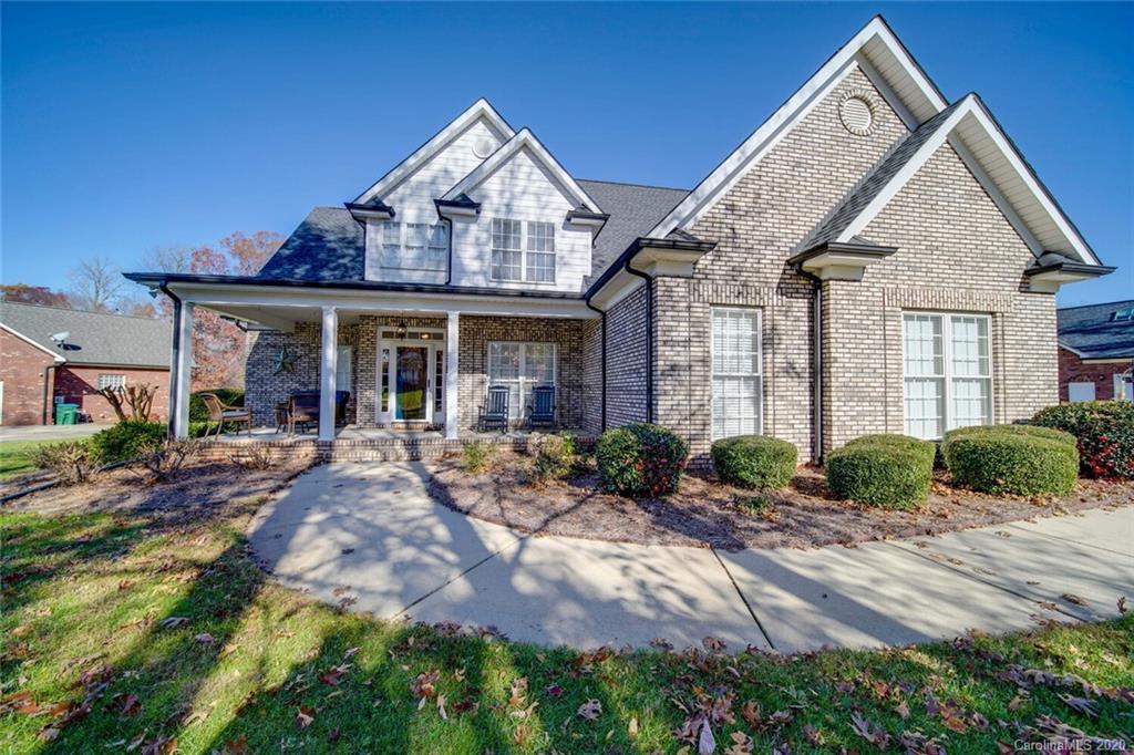 4949 Huddersfield Dr., Harrisburg, NC 28075