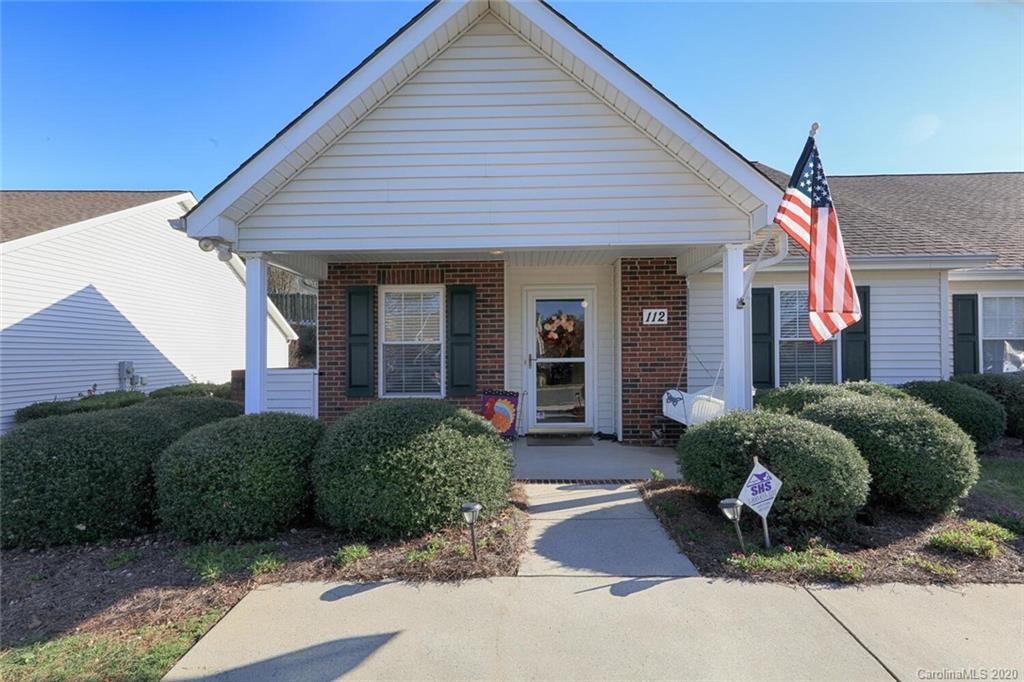 112 Glen Oaks Ct., Mooresville, NC 28117