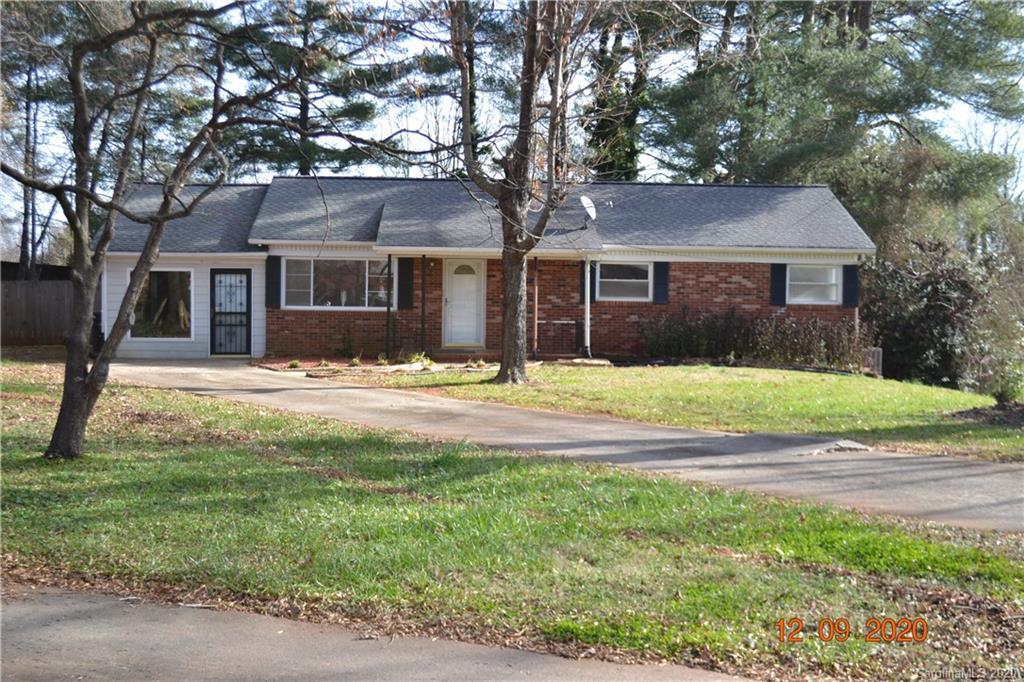 820 Kerley Ct., Statesville, NC 28677