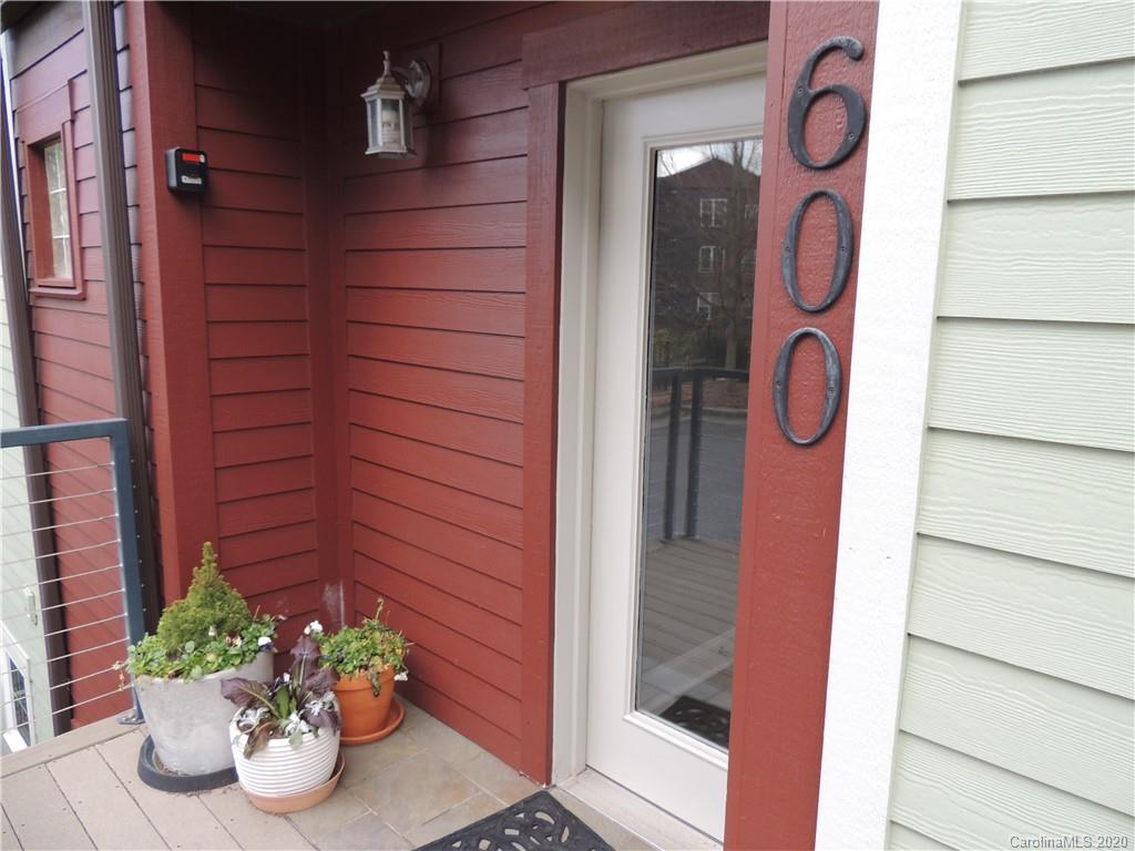 600 Skyloft Dr. #A201, Asheville, NC 28801