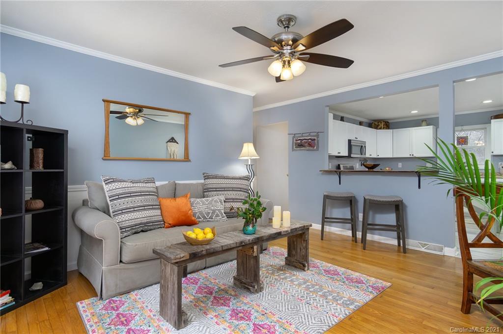 40 Wendover Rd., Asheville, NC 28806