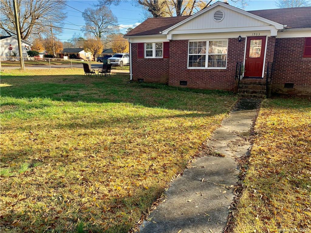 1903 Old West Ln., Gastonia, NC 28052