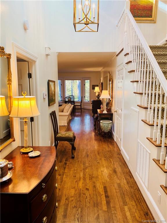 3 Bourne Ln., Asheville, NC 28803