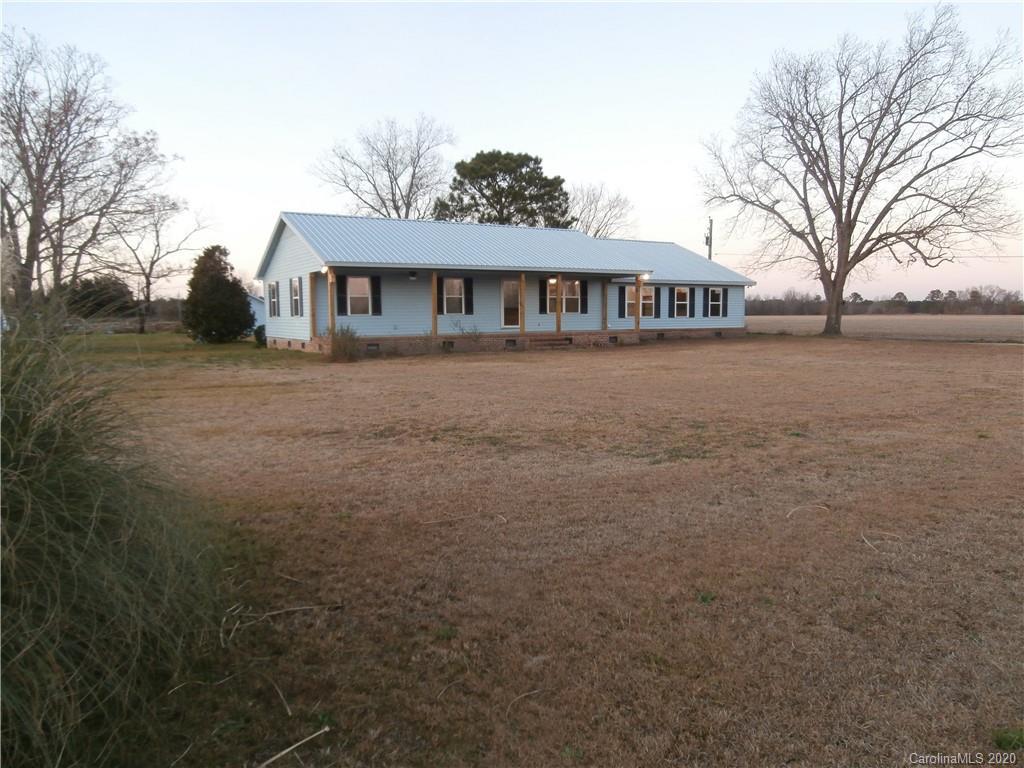 1067 Broad Ridge Rd., Orrum, NC 28369