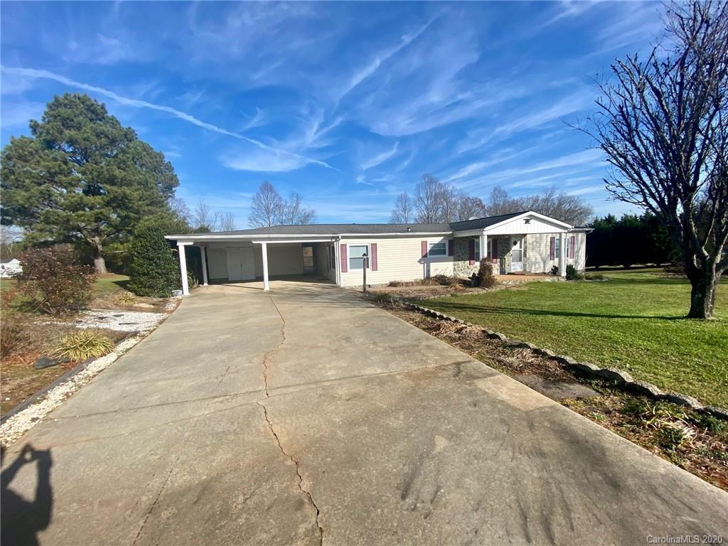 524 Damascus Church Rd., Statesville, NC 28625