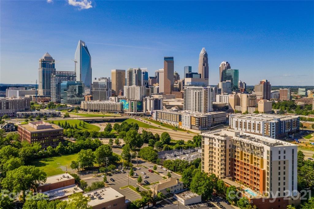 701 Royal Ct. #1002, Charlotte, NC 28202