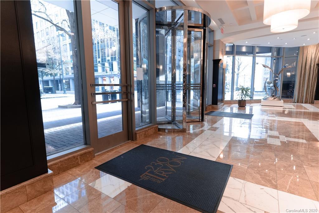 230 S Tryon St. #903, Charlotte, NC 28202