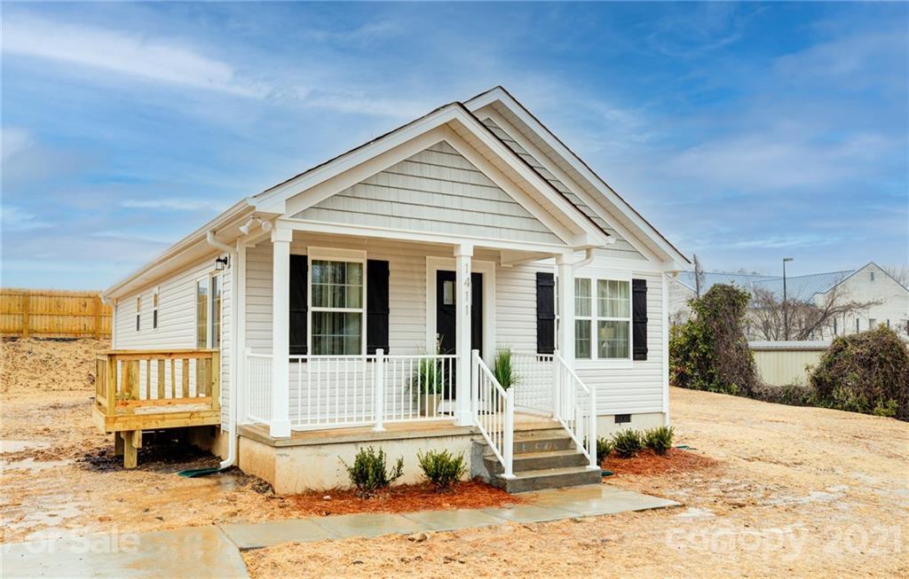 918 Winston Ave., Statesville, NC 28677