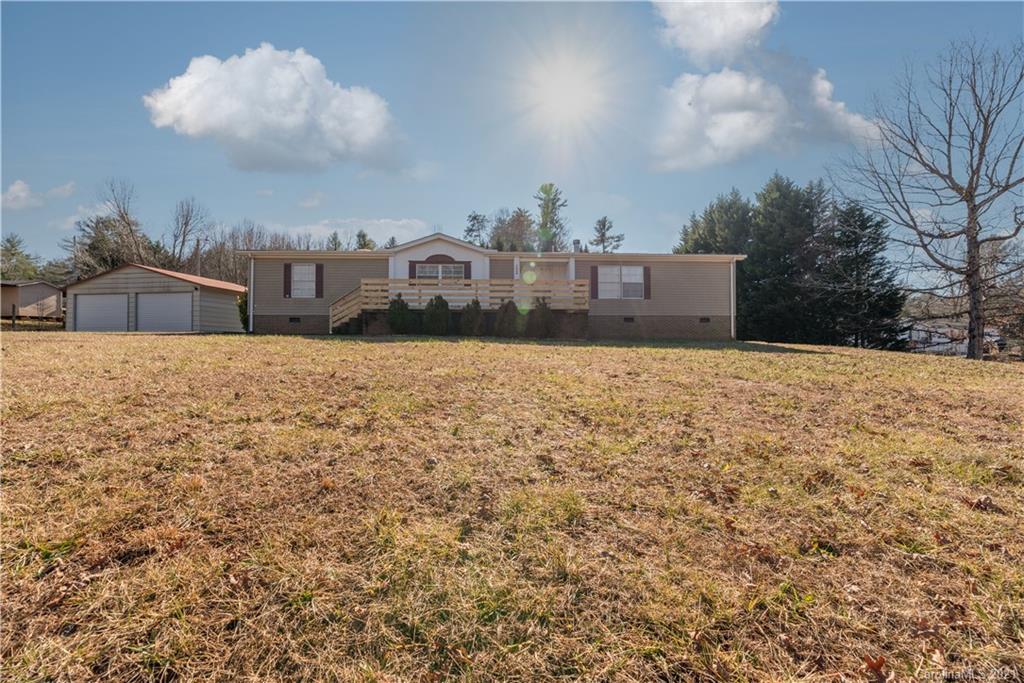 7308 Pyramid Rd., Hickory, NC 28602