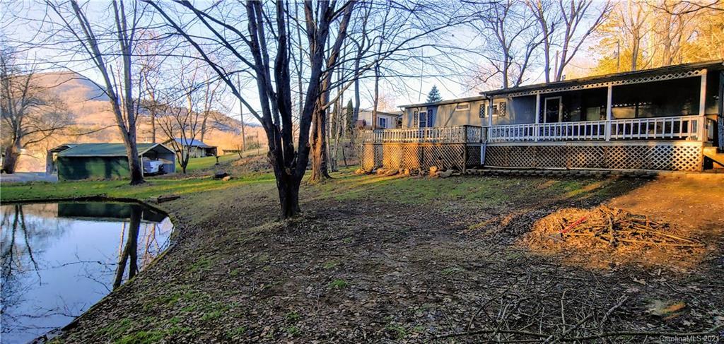 125 Sunshine Cove Rd., Waynesville, NC 28786