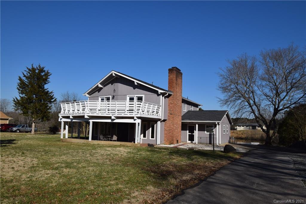10320 Country Ln., Charlotte, NC 28214