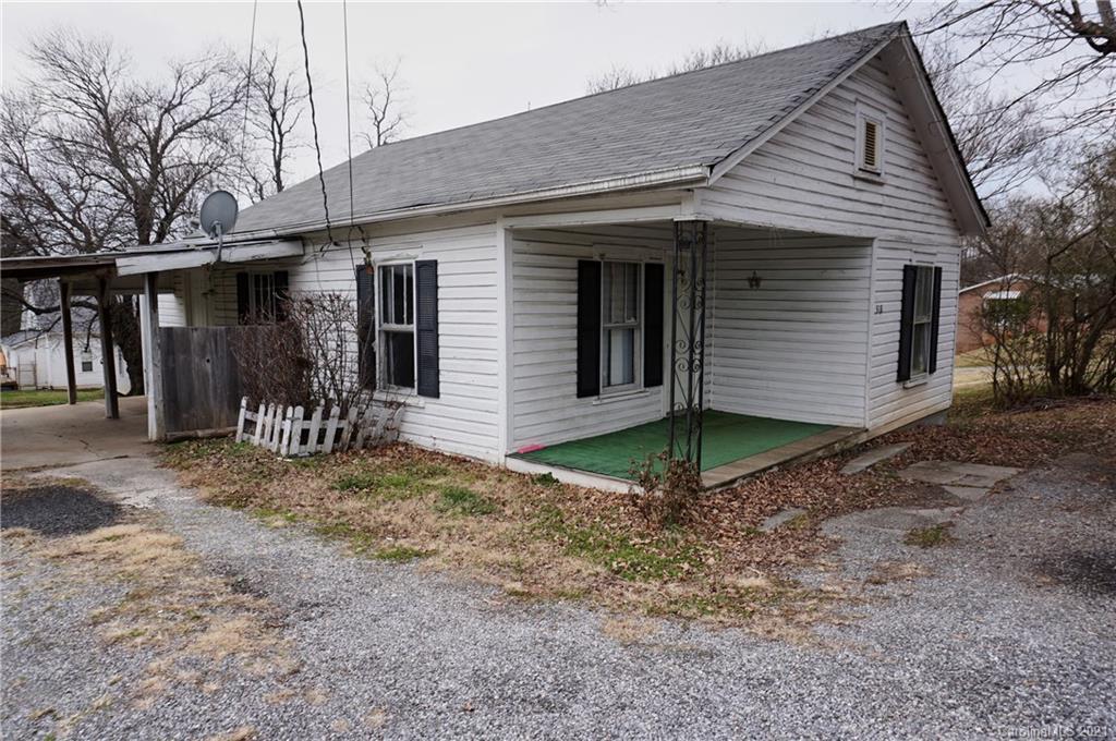 318 21st St., Hickory, NC 28602