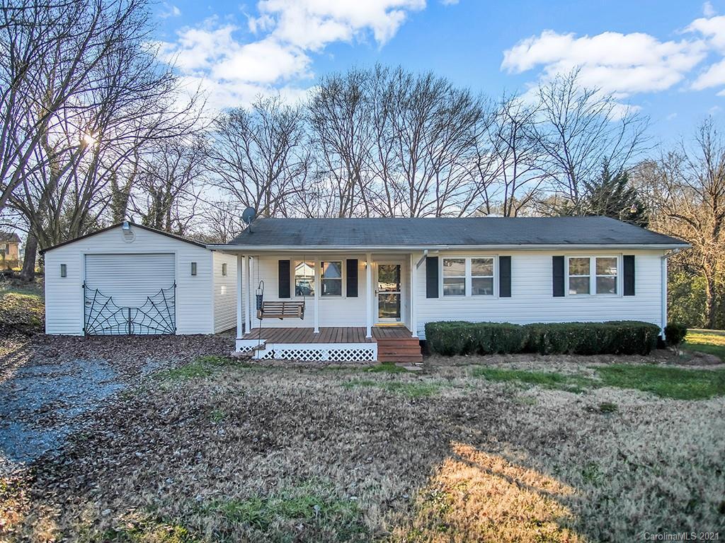 205 Belton Ave., Mount Holly, NC 28120
