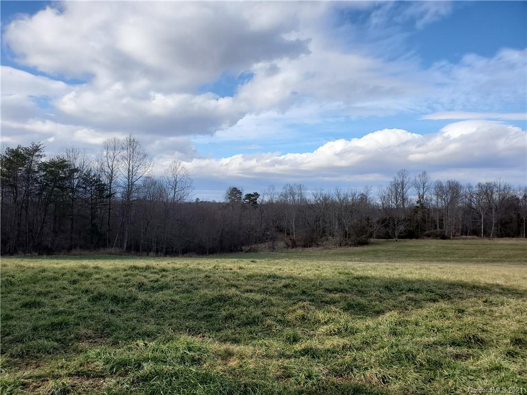 000 Eldora Rd. #19,20,21,22,26,27,30, Ararat, NC 27007