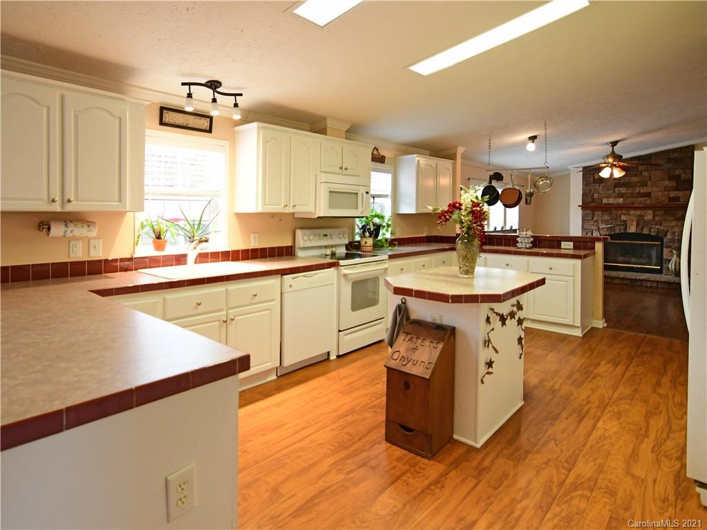 182 Feimster Place Ln., Statesville, NC 28625