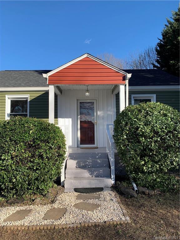 182 18th Street Pl., Hickory, NC 28601