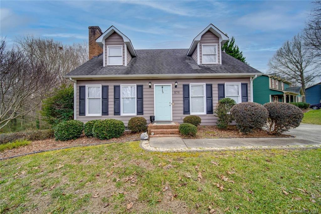 579 Burrington Ct., Gastonia, NC 28054