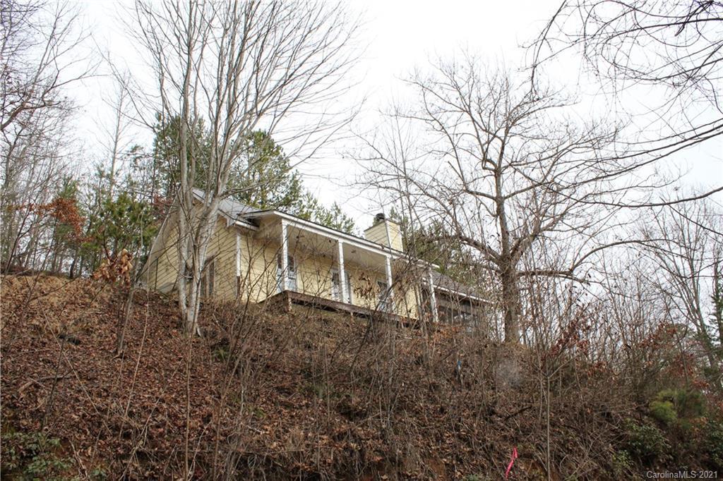 259 Prior Ln., Bryson City, NC 28713